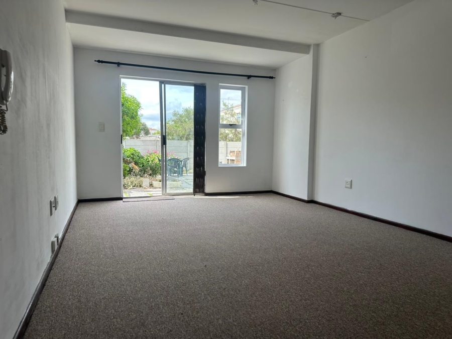 To Let 2 Bedroom Property for Rent in Parklands Western Cape